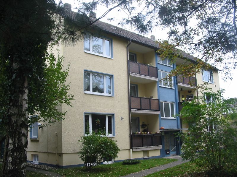 2 Mehrfamilienhäuser in guter Lage von Düsseldorf-Hassels